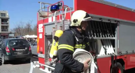 Забравена цигара запали къща