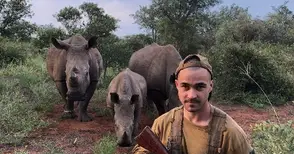 Рейнджърът с мисия в Африка Димитър Димитров: Живеехме кажи-речи рамо до рамо с животните в саваната и в джунглата, бях свидетел на безсмислени убийства