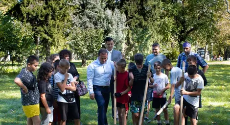 Новата скейт площадка в парка със зони за начинаещи и гросмайстори