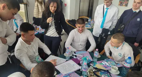 60 участници в младежки проект обмениха знания в конференция на тема "Младите гласове на европейската демокрация"