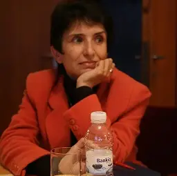 Японският професор Хасегава постави  в десетката хайку на Лили Рачева