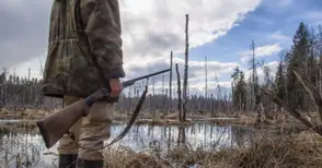 Двама бракониери  останаха без пушки