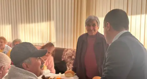 Потребителите на бившия Дом "Майка и дете" в Русе отбелязаха Бабинден