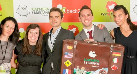 Дават стипендии на студенти за обучение в чужбина, ако се върнат в България