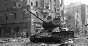 Първата смазана с танкове пролет