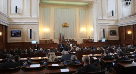 НС ограничи на първо четене правомощията на частните съдебни изпълнители