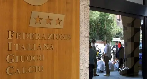 Нов скандал в Италия: "Парма" и "Киево" пред изхвърляне от елита Нов скандал в Италия: "Парма" и "Киево" пред изхвърляне от елита