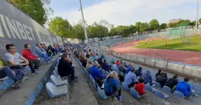 Феновете питат кмета какво може да се направи за дома на „Дунав“