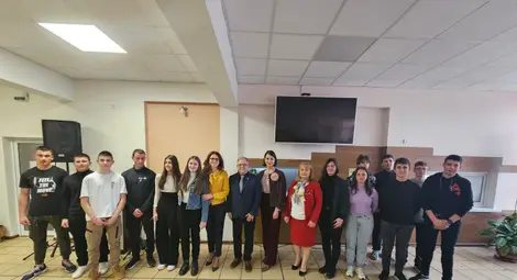 Русенският младежки гвардейски отряд обмени опит и разказа за своята дейност във Велико Търново