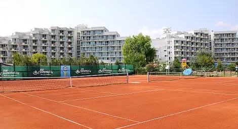 Деца от 7 държави взеха участие в празничния тенис турнир посветен на рождения ден на Албена