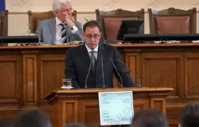 Ангел Найденов: Кабинетът не обсъжда оставка Ангел Найденов: Кабинетът не обсъжда оставка