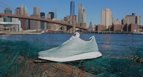 &bdquo;Адидас&ldquo; направиха обувки от морски отпадъци