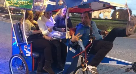 Ексцентричният Тошо Рикшата от Русе сбъдва мечтите си в Париж