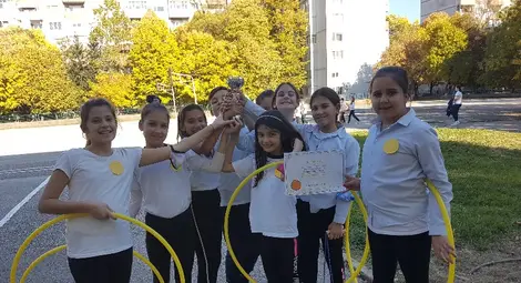 Есенни игри на волята в русенското училище "Възраждане" Есенни игри на волята в русенското училище "Възраждане"