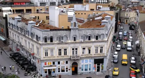 Общински съветник на съд за получавани наеми под масата