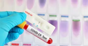 За първи път от седмица заразените с коронавирус са повече от излекуваните