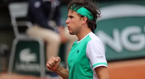 Шампионът Джокович е на колене! Доминик Тийм не му даде шансове в Париж