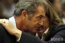 Бившата на Мел Гибсън проговори и ще загуби обезщетението Бившата на Мел Гибсън проговори и ще загуби обезщетението