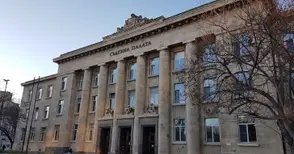 Безработен навъртял осем кражби на скъпо уиски и мезета за по-малко от два месеца