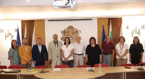 Десет институции от Русенско започват инициатива за насърчаване  на икономически неактивните лица на пазара на труда.  В региона те са около 200