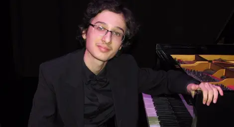 14-годишният Николай Димитров свири за втори път в Карнеги