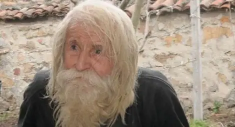 Наглост! Обраха Дядо Добри в "Александър Невски"