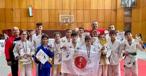 10 медала в Севлиево за джудистите на „Кано“