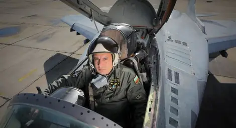 Съпругата на майор Терзиев: Г-н президент, ще има ли честно разследване или Гешев е прокурорът на Борисов, а военна прокуратура е на Радев