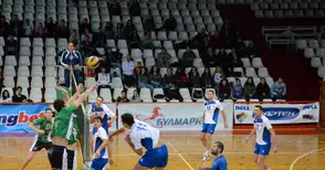 Волейболистите без двама титуляри срещу „Раковски“