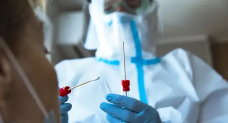 Русенски лекар въвлечен без да  знае в измама с PCR тестове