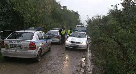 Потрошилият две патрулки беглец с БМВ настанен под охрана в Психодиспансера