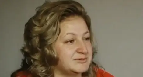 Добри хора подадоха ръка на жената, чието момченце призова: "Спасете мама!"