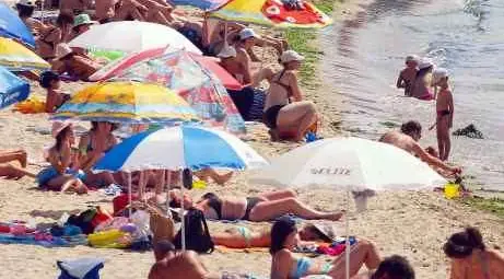 Евростат тихомълком изтри фантастичните данни за туристическите пътувания на българите