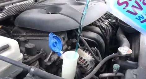 Опасни ли са течностите за чистачки?