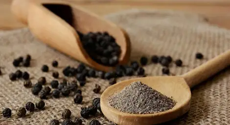 Черният пипер може да ни откаже от цигарите