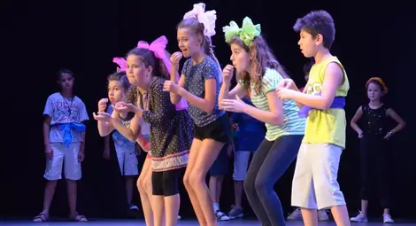 Спектакли и изложби показаха децата  от лятна академия &bdquo;Бистра и Галина&ldquo;