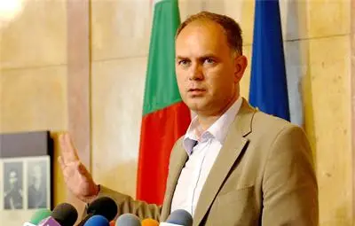 Кадиев: Абсурд е най-бедната страна в ЕС да дава най-много пари на партиите си