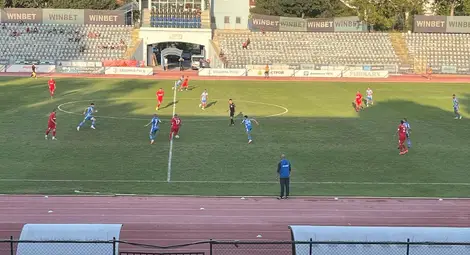 Безличният &bdquo;Дунав&ldquo; с 0:0 срещу слабия отбор на &bdquo;Струмска слава&ldquo;