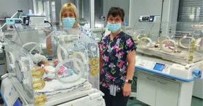 Калина, Божидара и Никол растат под денонощни грижи в „Канев“