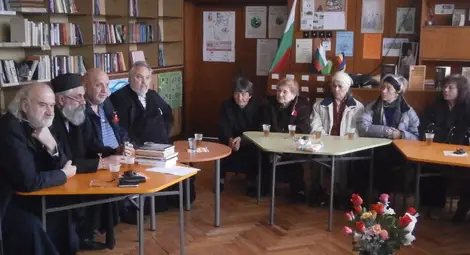 Молитва "Отче наш" отвори прозорец към вярата в Нова Черна