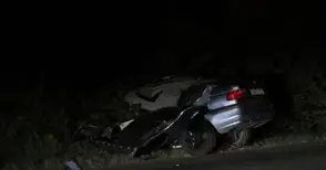 БМВ се разцепи и пламна в смъртоносна катастрофа