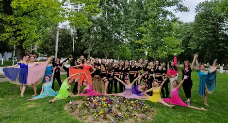 Русенското танцово студио &bdquo;Импулс&ldquo; с 12 отличия от международен фестивал в Букурещ