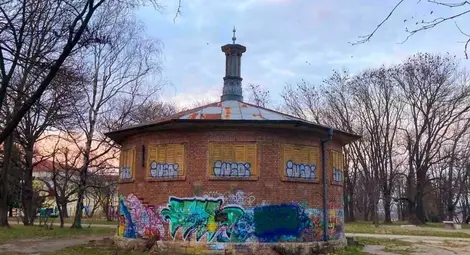 Залата на смеха се предлага на търг  за отдаване под наем за 10 години