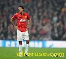 Фен на Юнайтед се оплака в полицията за червения картон на Нани