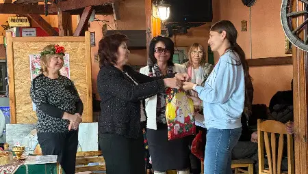 С почит към живота и традицията: Бабинден в община Ценово