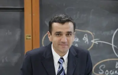 Спряганият за вицепремиер в кабинета "Борисов" Илиян Михов: Доволен съм, че не станах политик в България