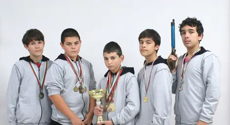 Държавно злато и сребро за  младите стрелци на &bdquo;Локо&ldquo;