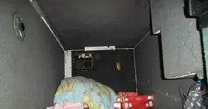 Автобусен стюард спял върху възглавница от нелегални цигари