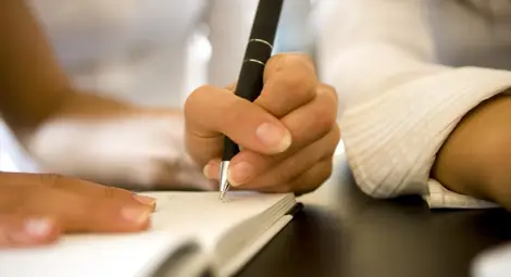 Петък, 13-и. Че и ден на левичарите!