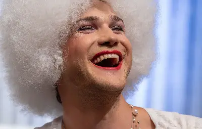 Младият актьор от русенския театър Георги Алексиев: Ако правиш само едно и също, спираш и не ставаш по-добър!